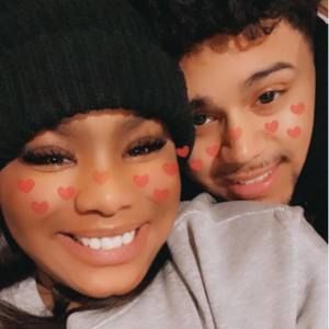 Meet your Posher, Emmaa